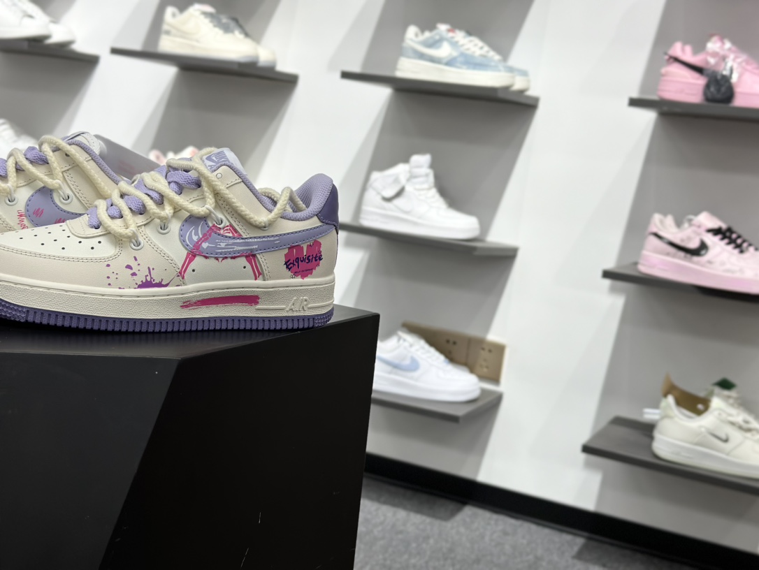 Nike Air Force 1 Low 07 米白紫涂鸦绑带 BD7701-220