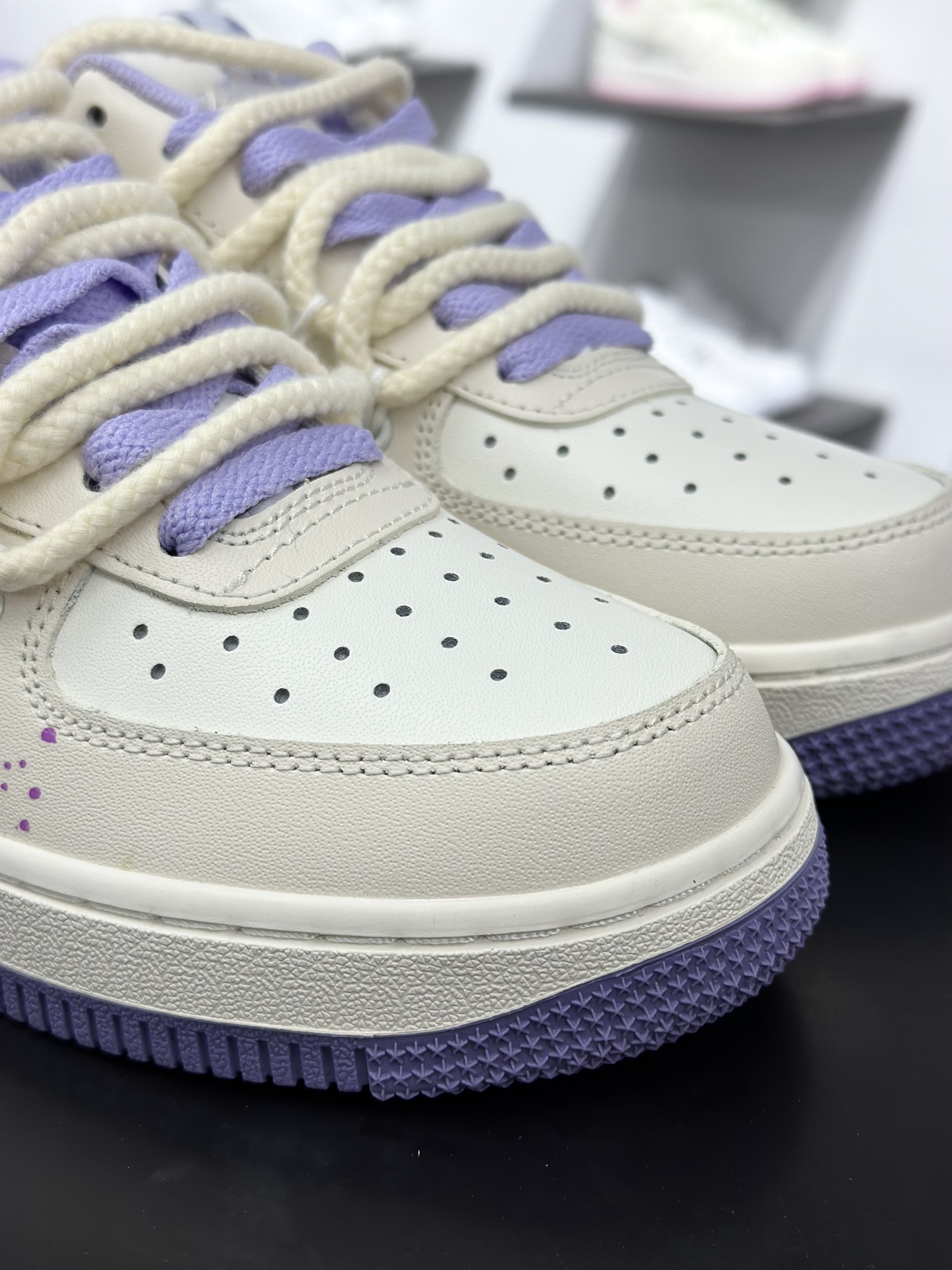 Nike Air Force 1 Low 07 米白紫涂鸦绑带 BD7701-220