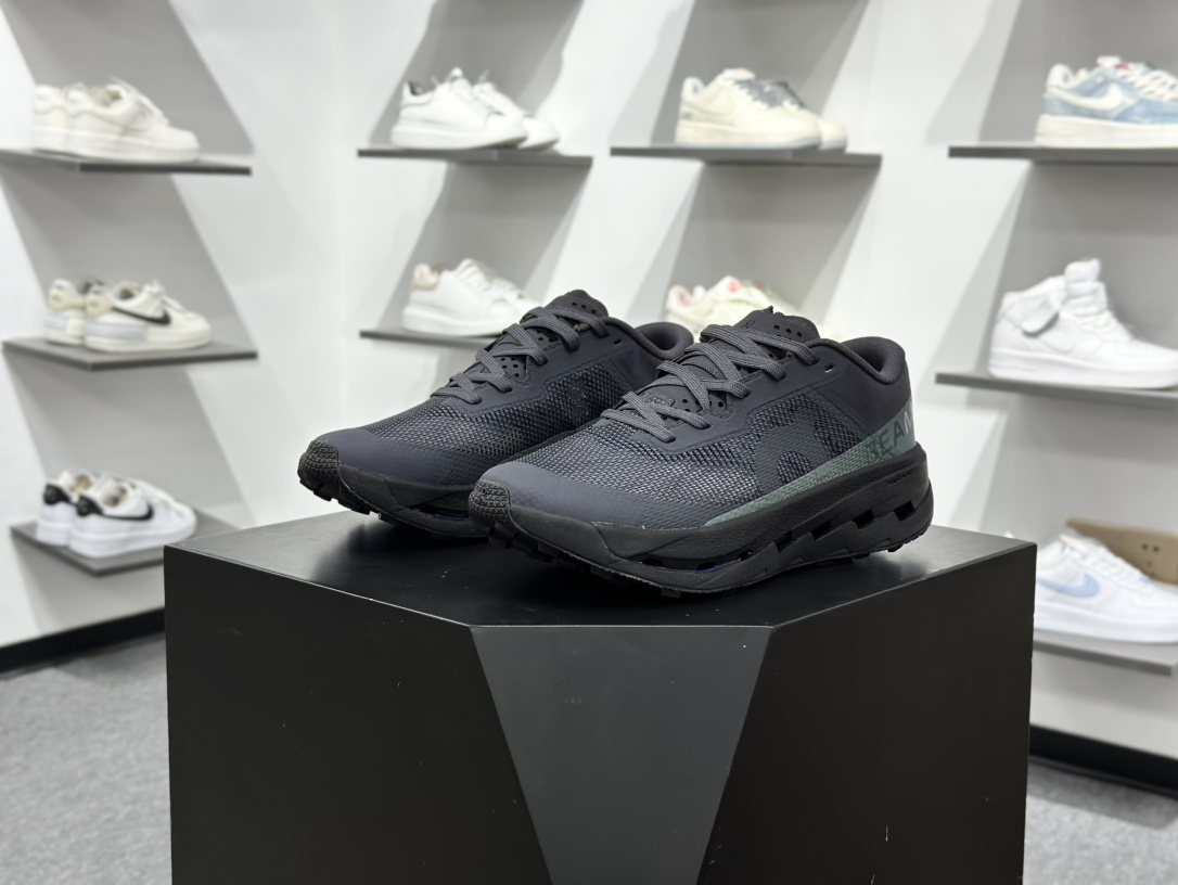 180 On昂跑 Cloudultra 3 BEAMS REI 户外街头机能风跑步鞋 3MF3072