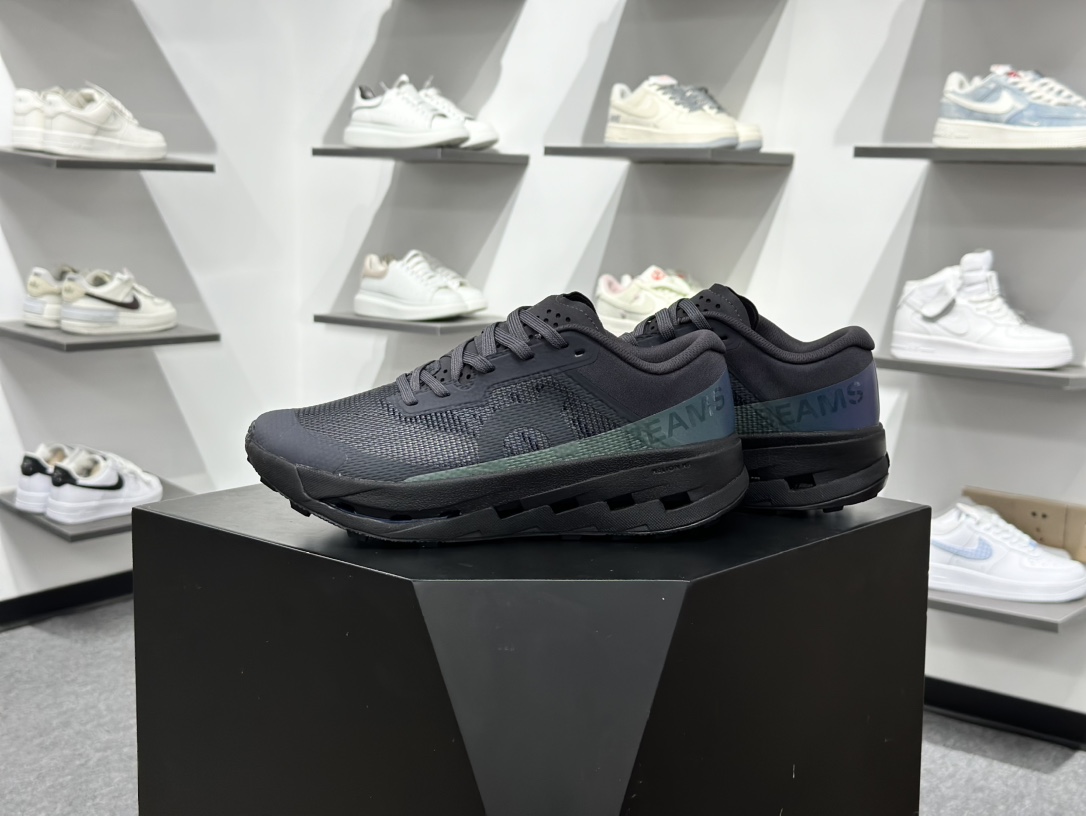 180 On昂跑 Cloudultra 3 BEAMS REI 户外街头机能风跑步鞋 3MF3072