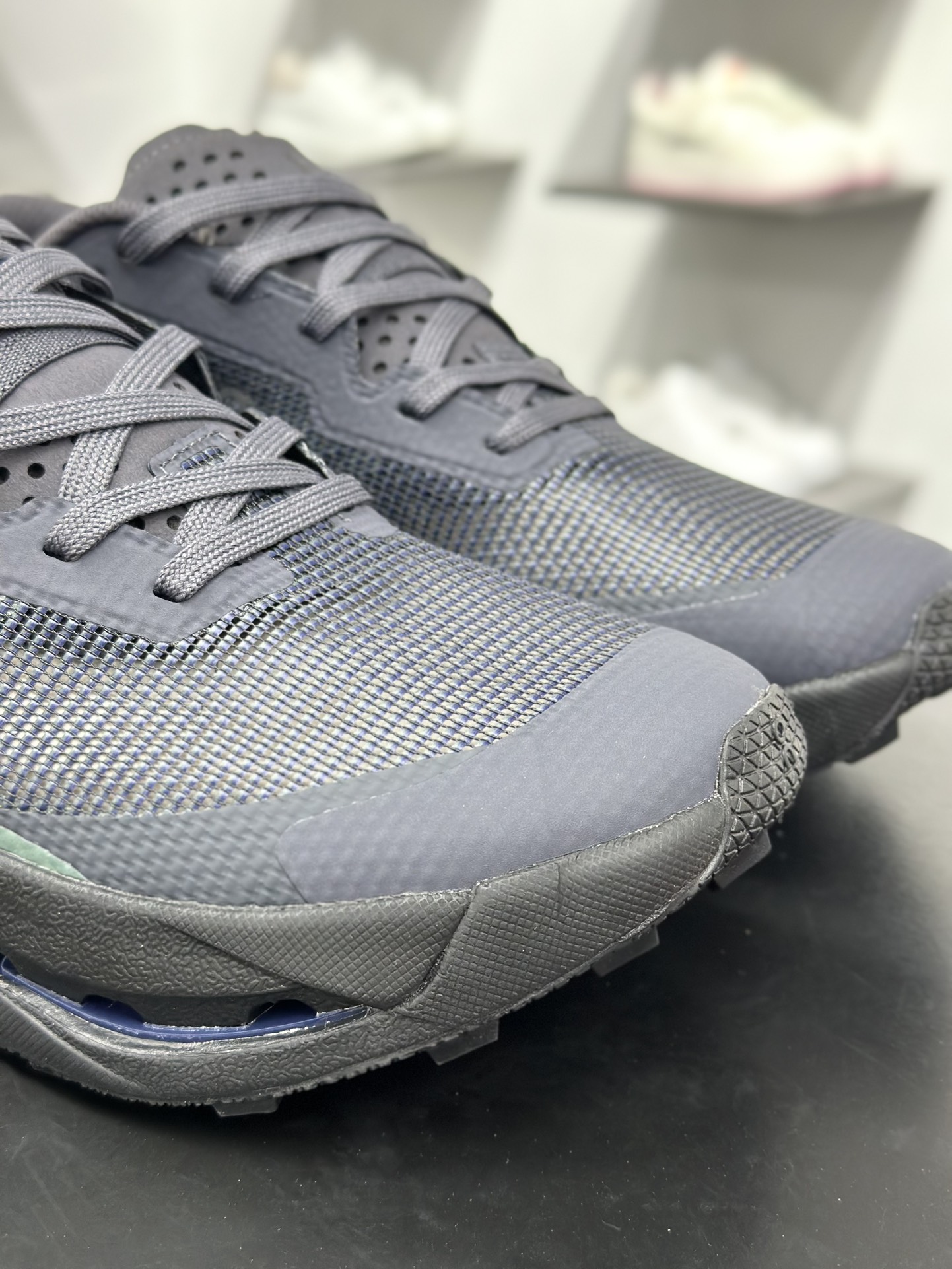 180 On昂跑 Cloudultra 3 BEAMS REI 户外街头机能风跑步鞋 3MF3072