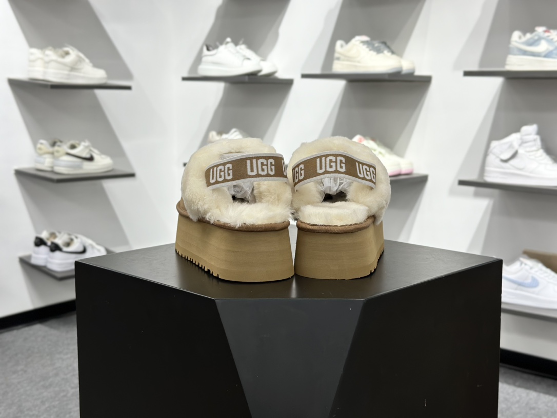 280 X1 全网最齐 ugg 130个配色 市面顶级版本 UGG 星拖拉带厚底-Chinese UA Cheap High Quatity Brand Clothes Bags handbags Sneakers wholesale wholesaler seller from China Factory suppliers Fashion Clothing Shoes best Quality Beautiful Price 280 X1 全网最齐 ugg 130个配色 市面顶级版本 UGG 星拖拉带厚底