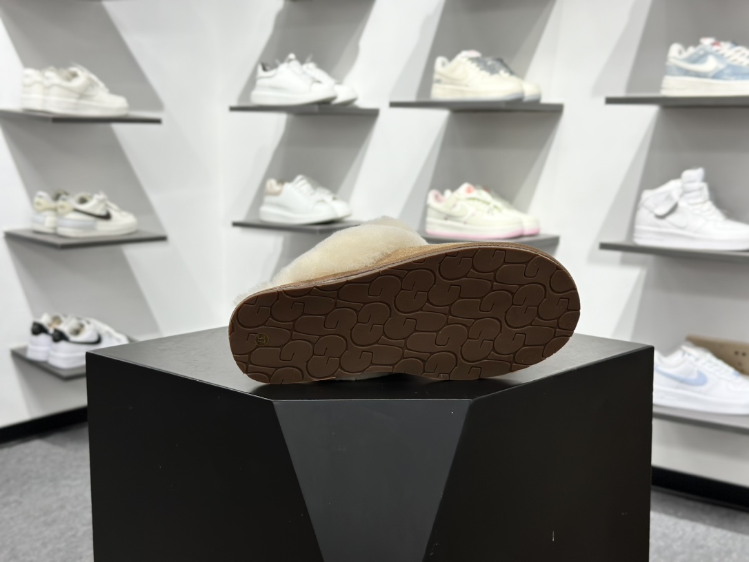 220 X1 全网热卖款最齐 UGG 市面顶级版本 UGG 星拖 1cm薄底 雪地靴女款-Chinese UA Cheap High Quatity Brand Clothes Bags handbags Sneakers wholesale wholesaler seller from China Factory suppliers Fashion Clothing Shoes best Quality Beautiful Price 220 X1 全网热卖款最齐 UGG 市面顶级版本 UGG 星拖 1cm薄底 雪地靴女款