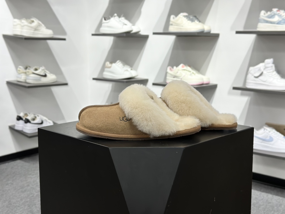 220 X1 全网热卖款最齐 UGG 市面顶级版本 UGG 星拖 1cm薄底 雪地靴女款-Chinese UA Cheap High Quatity Brand Clothes Bags handbags Sneakers wholesale wholesaler seller from China Factory suppliers Fashion Clothing Shoes best Quality Beautiful Price 220 X1 全网热卖款最齐 UGG 市面顶级版本 UGG 星拖 1cm薄底 雪地靴女款