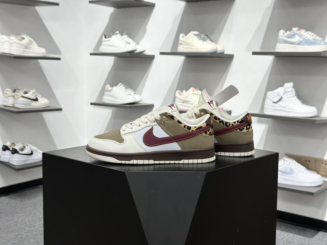 200 Nike SB Dunk Low 米红 IM6687-262