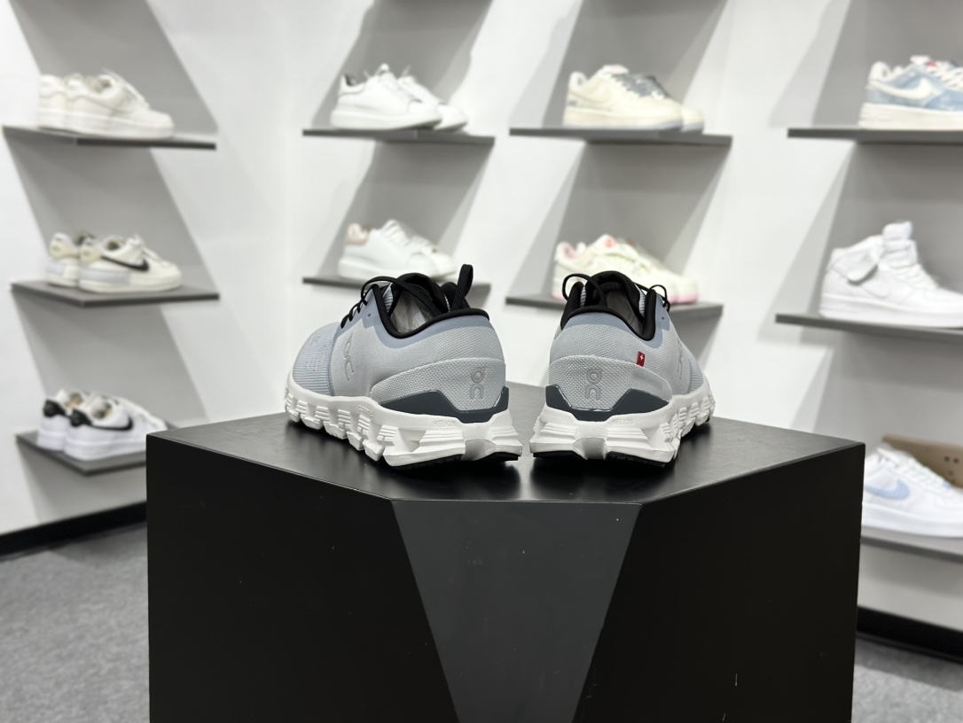 180 CloudvistaX4 全新综合体能训练运动鞋 Cloud X 舒适乐趣跑 3ME3004