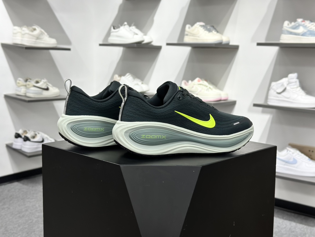 Nike Air Zoom Vomero Plus 全新科技提前原鞋开发 运动跑鞋 HV8150-300-莆田鞋,莆田鞋货源,高仿鞋,高仿鞋货源,安福档口,莆田高仿鞋,莆田鞋批发,高仿鞋批发,莆田高仿运动鞋,高仿运动鞋,莆田运动鞋 Nike Air Zoom Vomero Plus 全新科技提前原鞋开发 运动跑鞋 HV8150-300