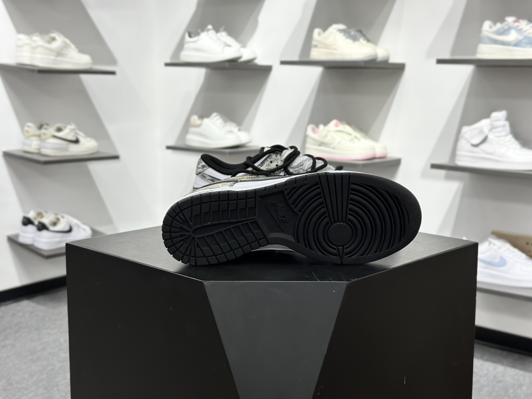 Nike SB Dunk Low 淘金热 黑白金 HF5441-100