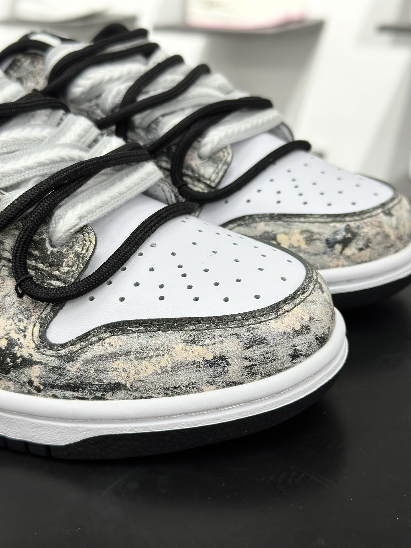 Nike SB Dunk Low 淘金热 黑白金 HF5441-100