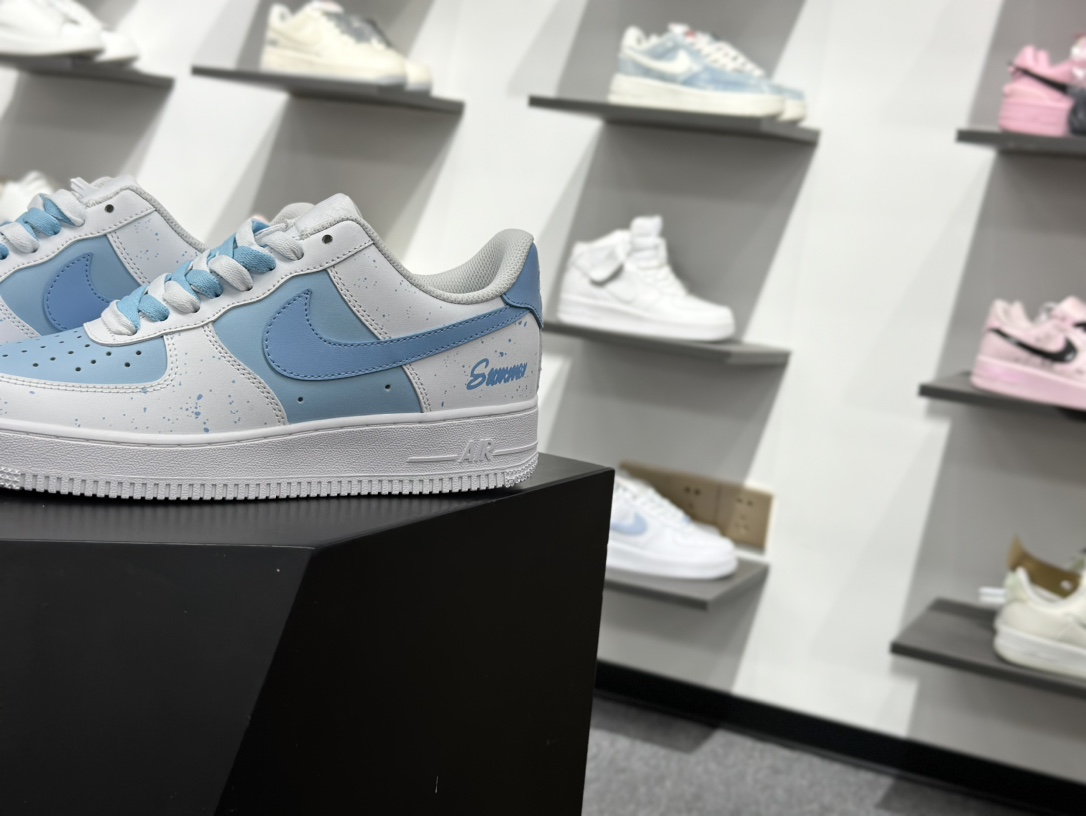 Air Force 1 Low简约浪漫 夏晚白蓝 经典休闲运动板鞋 ZH0316-117-莆田鞋,莆田鞋货源,高仿鞋,高仿鞋货源,安福档口,莆田高仿鞋,莆田鞋批发,高仿鞋批发,莆田高仿运动鞋,高仿运动鞋,莆田运动鞋 Air Force 1 Low简约浪漫 夏晚白蓝 经典休闲运动板鞋 ZH0316-117