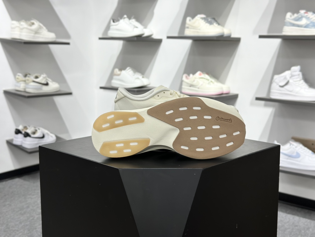 Ad Adizero Evo SL M 阿迪超轻透气缓震跑鞋 KK1348