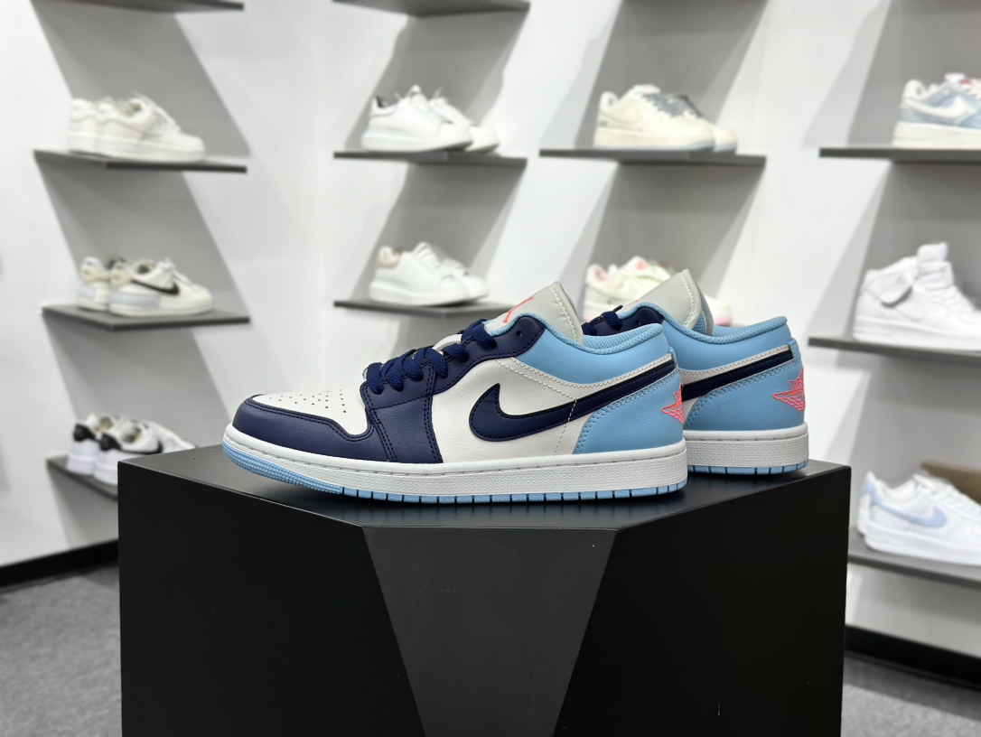 220 原装裸鞋级 市面最高工艺产物 Air Jordan 1 Low复古蓝 553558-149-Chinese UA Cheap High Quatity Brand Clothes Bags handbags Sneakers wholesale wholesaler seller from China Factory suppliers Fashion Clothing Shoes best Quality Beautiful Price 220 原装裸鞋级 市面最高工艺产物 Air Jordan 1 Low复古蓝 553558-149