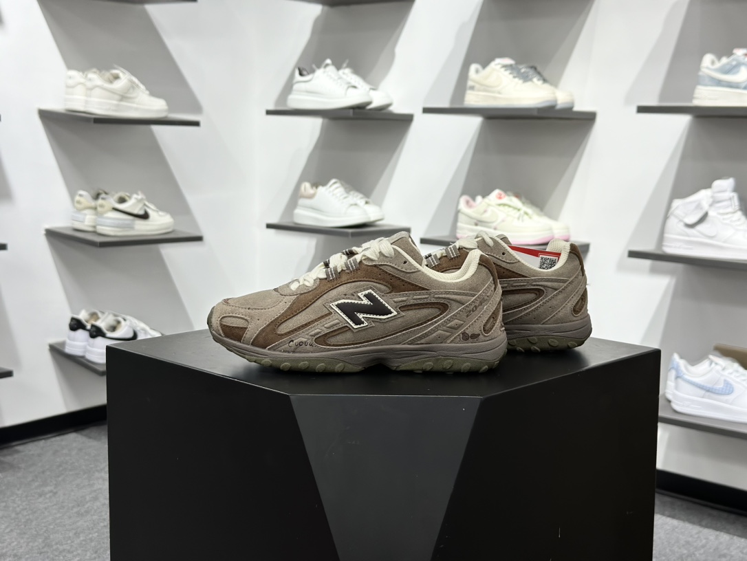 200 New Balance 新百伦204 系列 复古休闲运动百搭老爹跑步鞋 U204LMMA