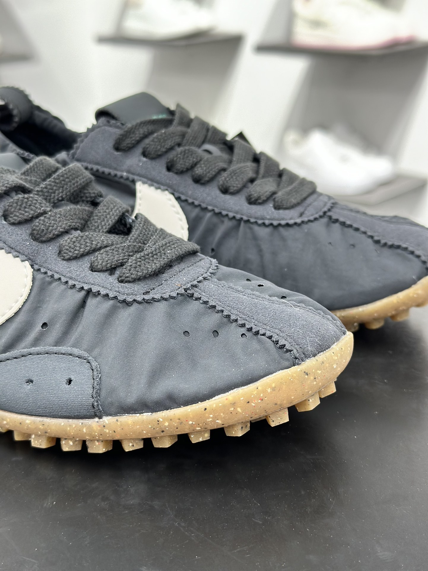 220 Jacquemus x Nike Jacumoon 耐克 柔软舒适防滑耐磨 低帮休闲板鞋 HV8547-001