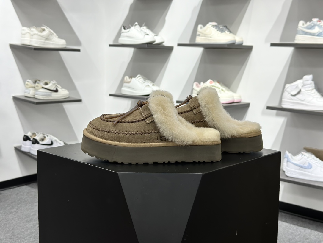 290 X1 全网热卖款最齐 UGG 100个配色 市面顶级版本 UGG 阿尔派半拖-Chinese UA Cheap High Quatity Brand Clothes Bags handbags Sneakers wholesale wholesaler seller from China Factory suppliers Fashion Clothing Shoes best Quality Beautiful Price 290 X1 全网热卖款最齐 UGG 100个配色 市面顶级版本 UGG 阿尔派半拖