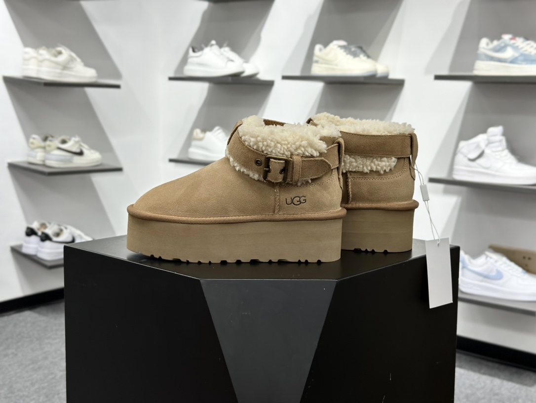 330 X1 全网热卖款最齐 UGG 90个配色 市面顶级版本 UGG 圆头搭扣 3.5cm厚底 雪地靴女款