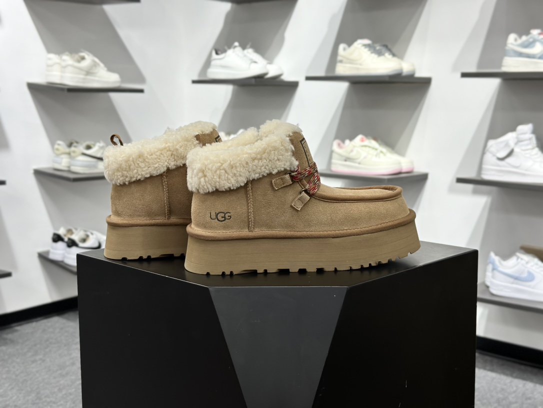 330 X1 全网最齐 ugg 100个配色 市面顶级版本 UGG 芙卡拉 3cm厚底 雪地靴女款-Chinese UA Cheap High Quatity Brand Clothes Bags handbags Sneakers wholesale wholesaler seller from China Factory suppliers Fashion Clothing Shoes best Quality Beautiful Price 330 X1 全网最齐 ugg 100个配色 市面顶级版本 UGG 芙卡拉 3cm厚底 雪地靴女款