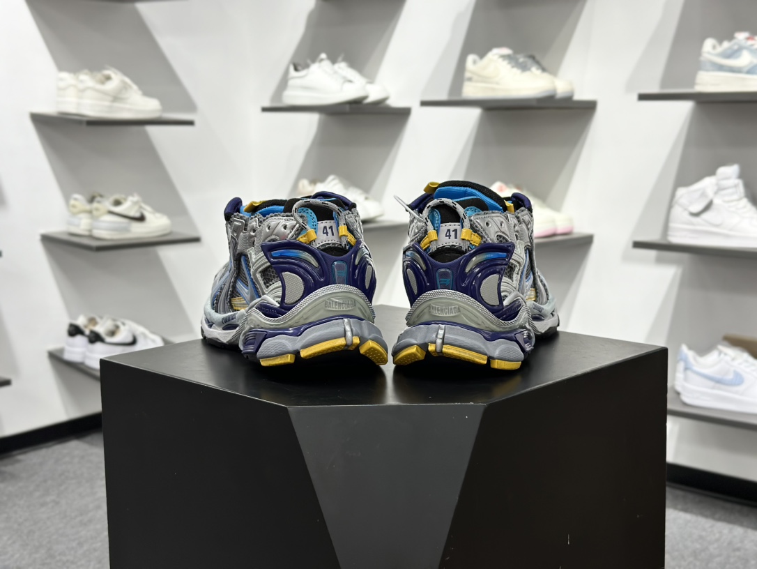 380 巴黎世家BALENCIAGA Runner Sneaker 2.0慢跑系列低帮复古野跑潮流姥爹风百搭休闲运动慢跑鞋