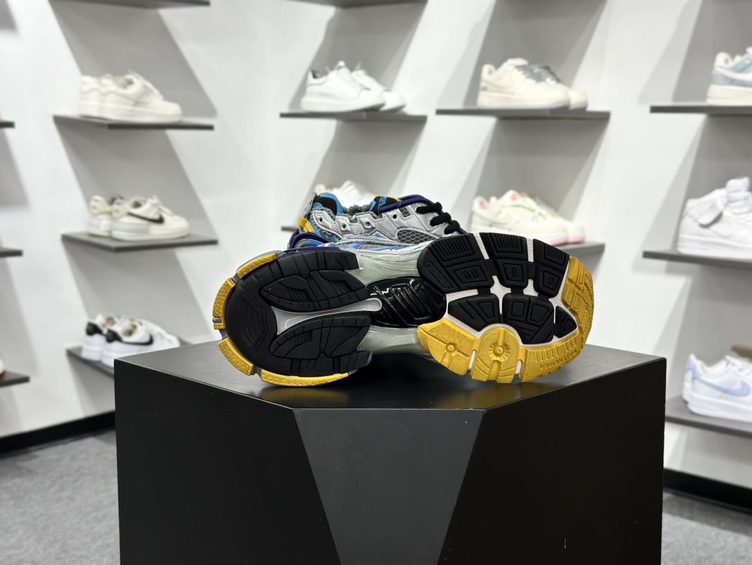 380 巴黎世家BALENCIAGA Runner Sneaker 2.0慢跑系列低帮复古野跑潮流姥爹风百搭休闲运动慢跑鞋