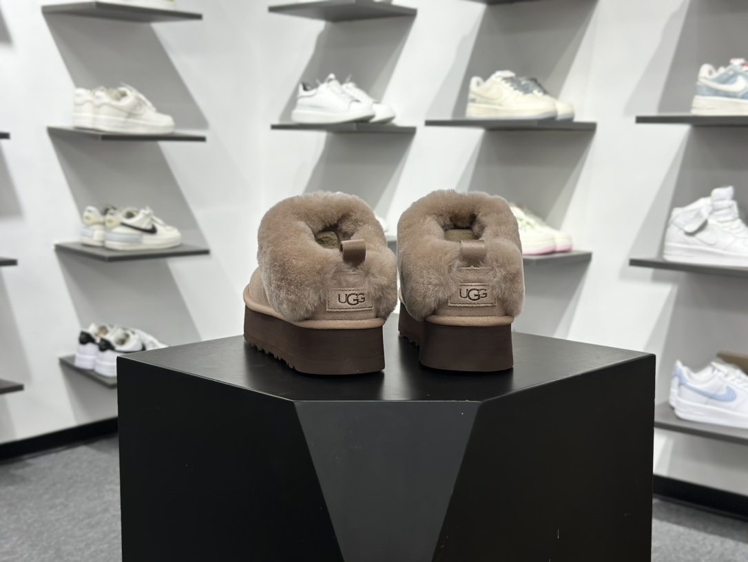 260 UGG Classic 女士雪地靴 1171393 十年品牌制鞋