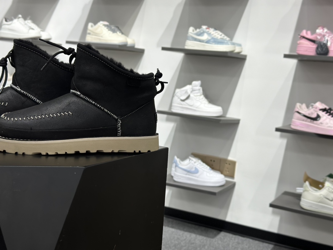 300 UGG Tasman 冬季男士雪地鞋 1144017