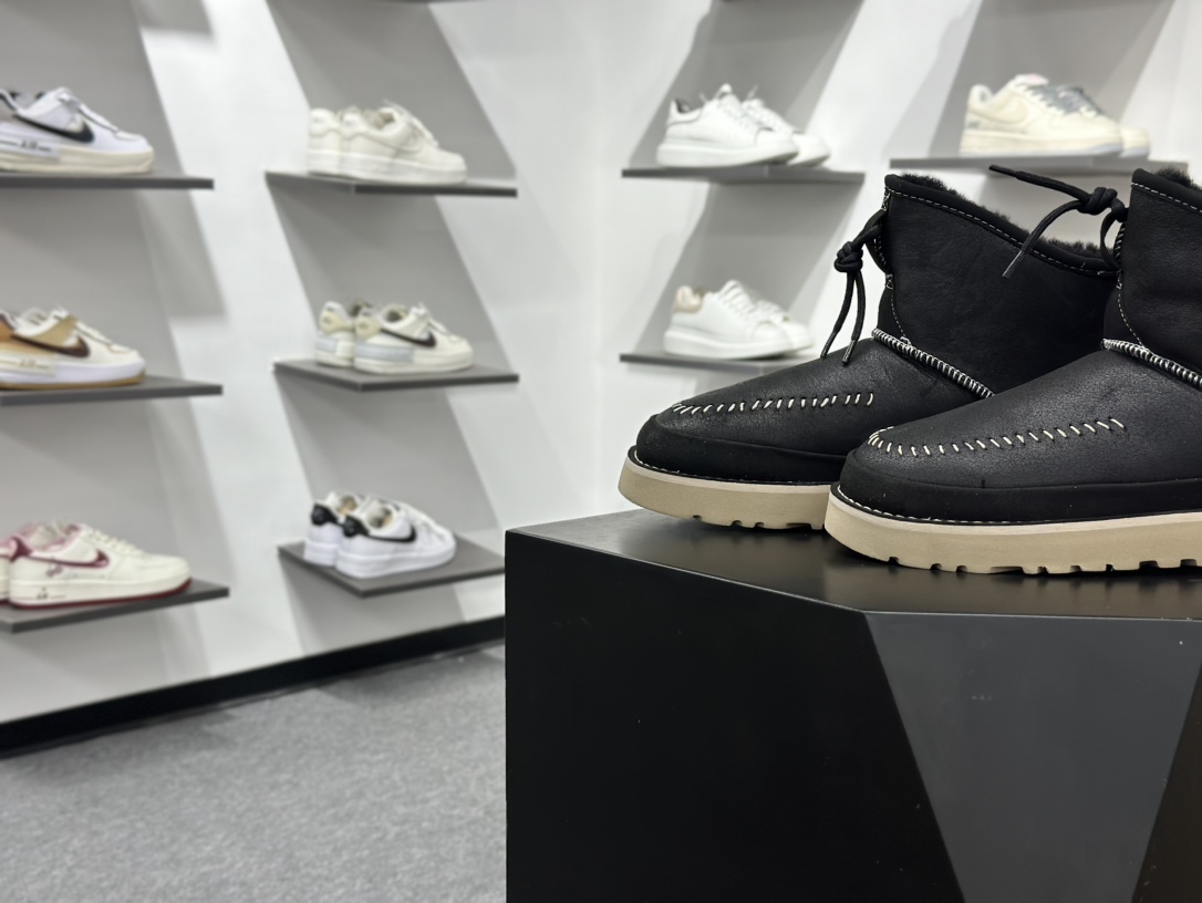 300 UGG Tasman 冬季男士雪地鞋 1144017