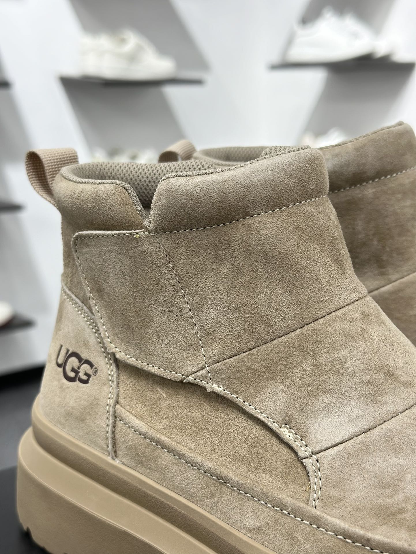 美国轻奢品牌 UGG M Tasman Weather Hybrid 塔斯曼混合系列中帮厚底轻量休闲马丁靴 U9807