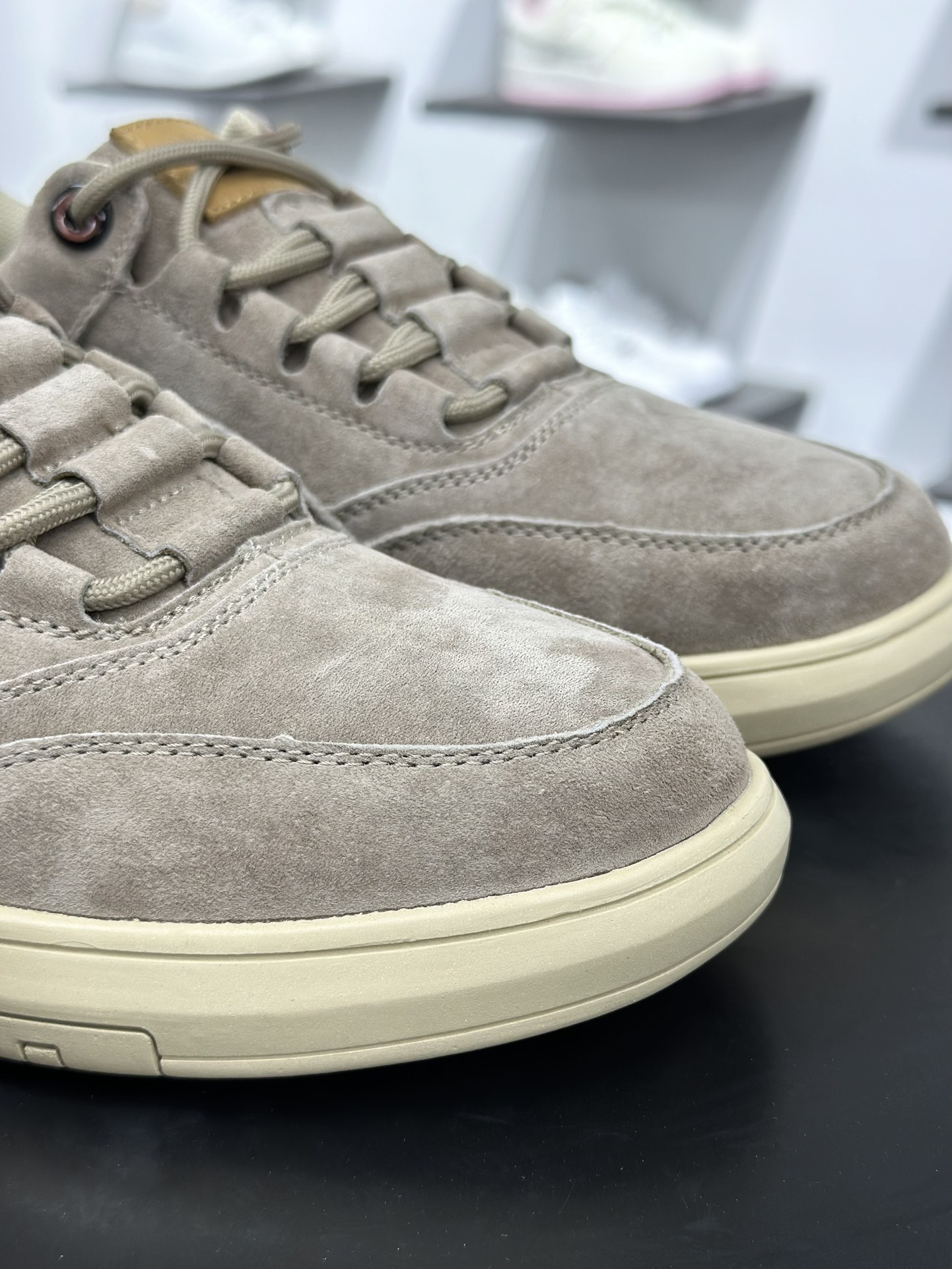 CAT/卡特 硬汉推土机品牌 休闲时尚低帮潮流韩版休闲男鞋系列 P717911