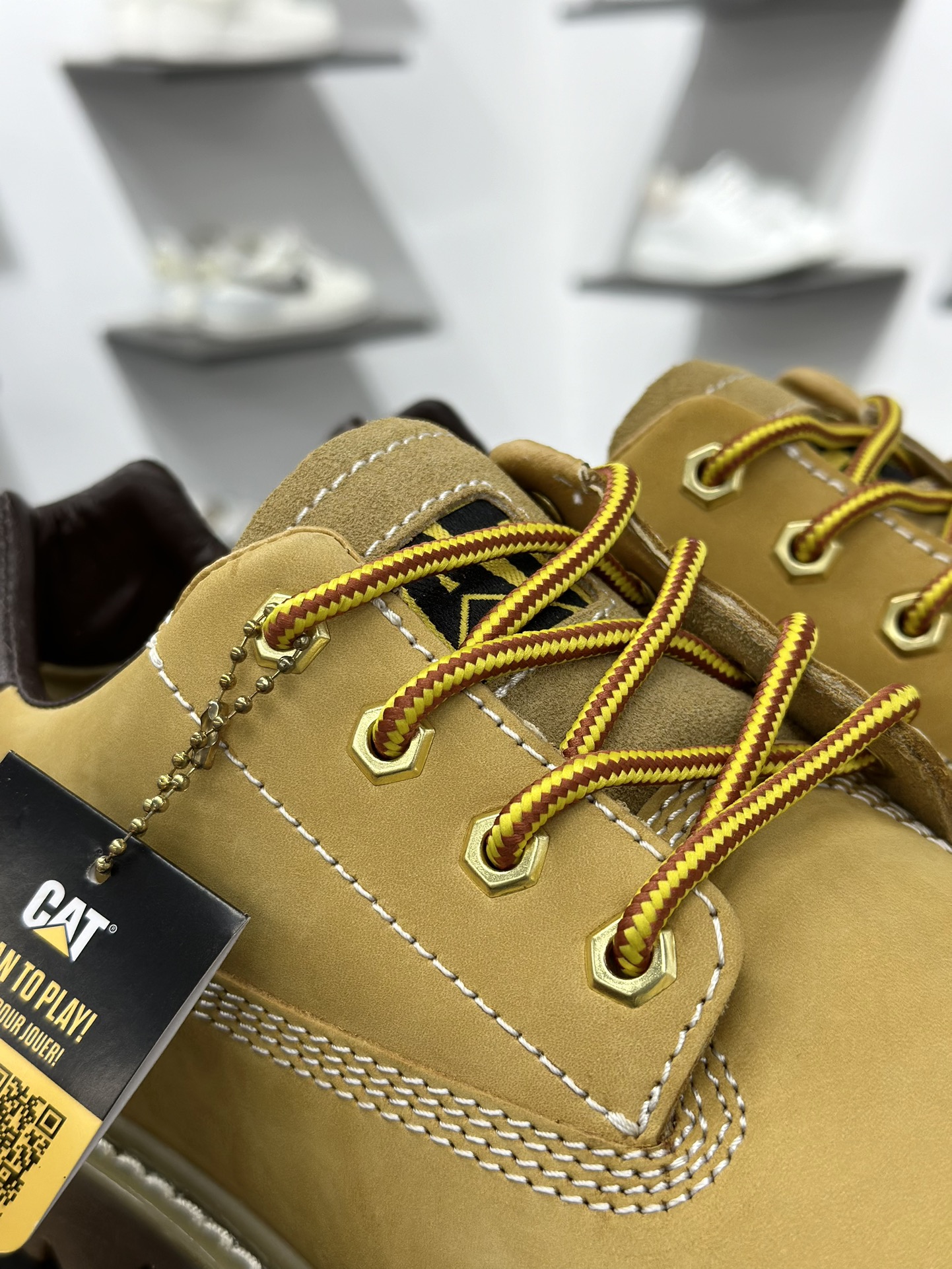 CAT/卡特 硬汉推土机品牌 秋冬新款 户外低帮舒适休闲工装鞋 CRAlL SPORT LOW 选用经典磨砂头层牛皮鞋面 P110439