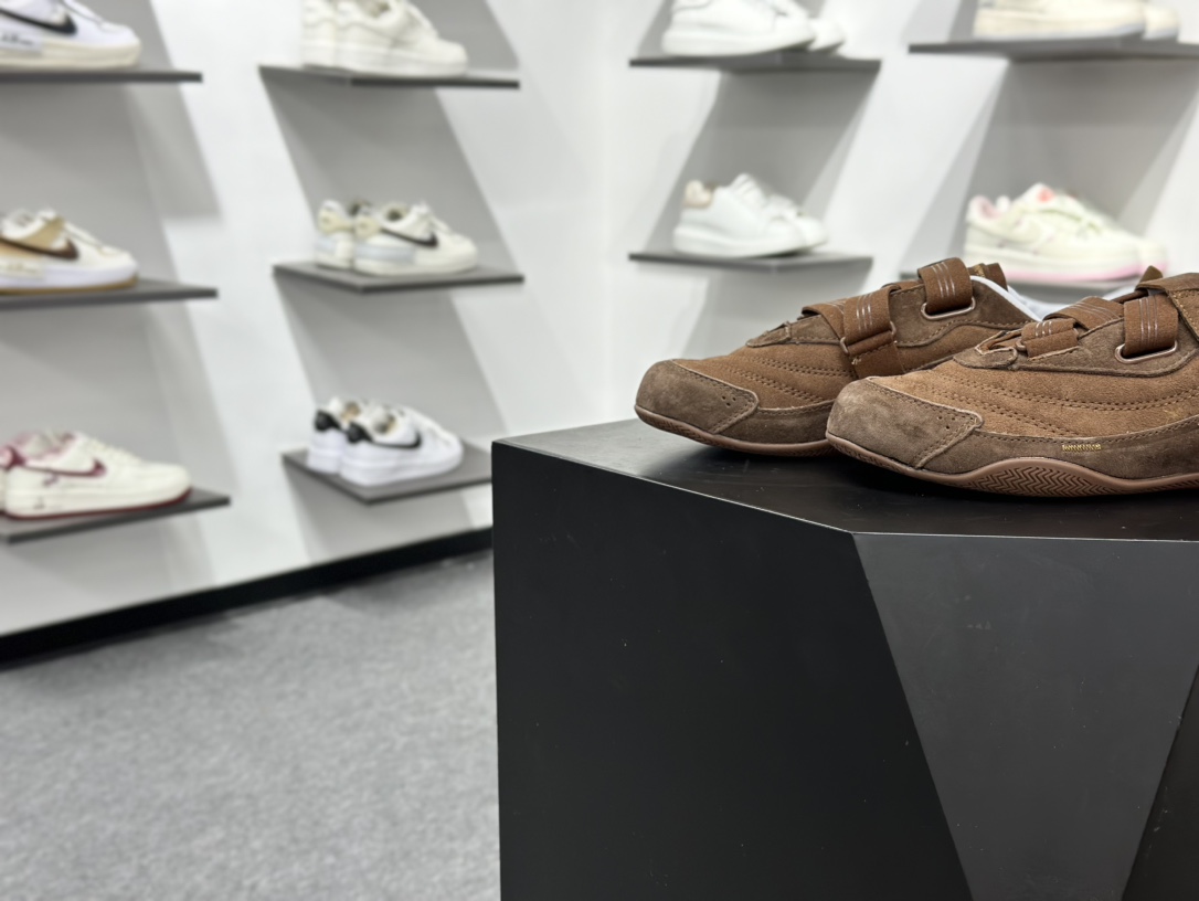 阿迪达斯Adidas Fos Urban Reverie Low 城市幻想系列低帮机能芭蕾舞风魔术贴薄底休闲运动舒适训练鞋