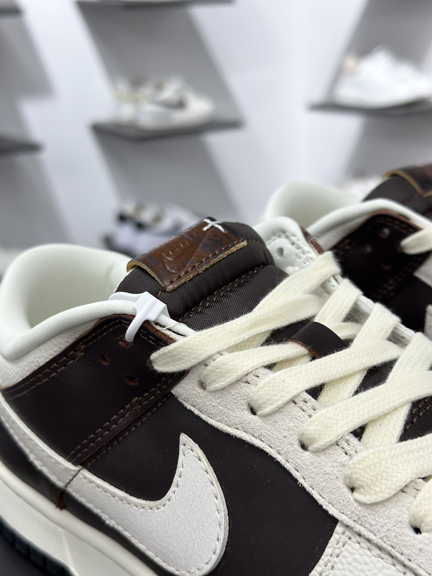 dNike SB Dunk Low 白棕 IH7333-200