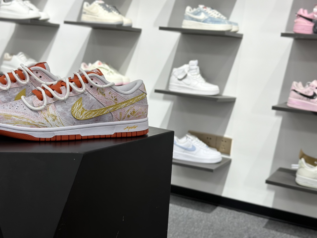 NIKE DUNK SB LOW 全新配色 解构系列 FQ6965-700