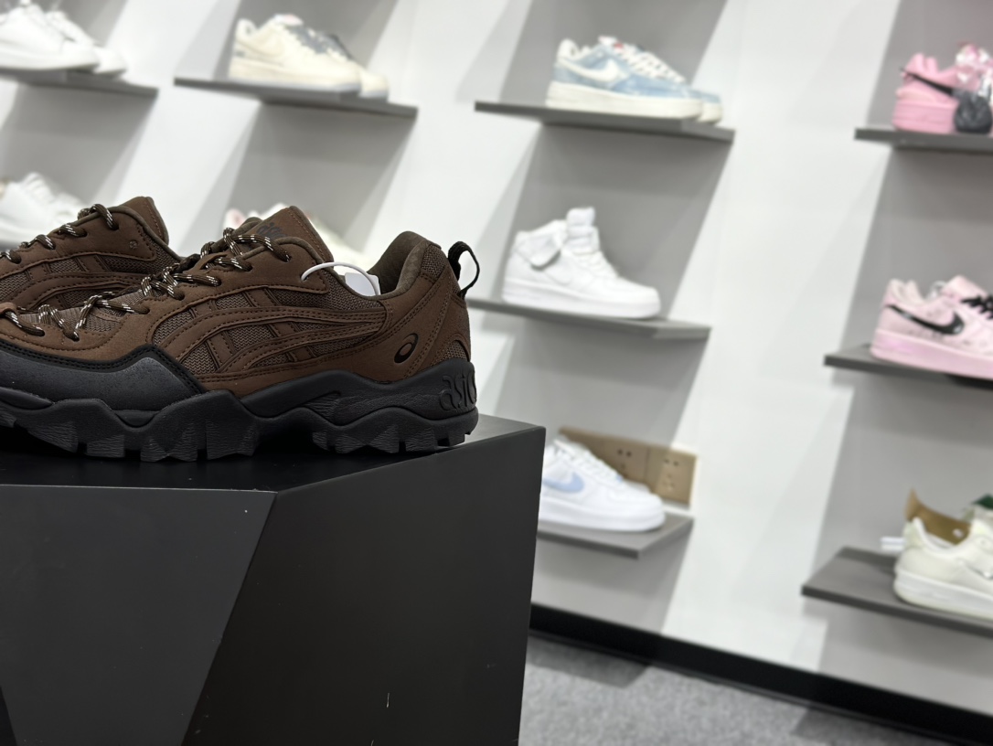 Asics Gel-Pickax 亚瑟士 登山徒步 户外运动平衡减震 抗冲击支撑 防滑耐磨平衡轻便 户外功能鞋 1203A983-200