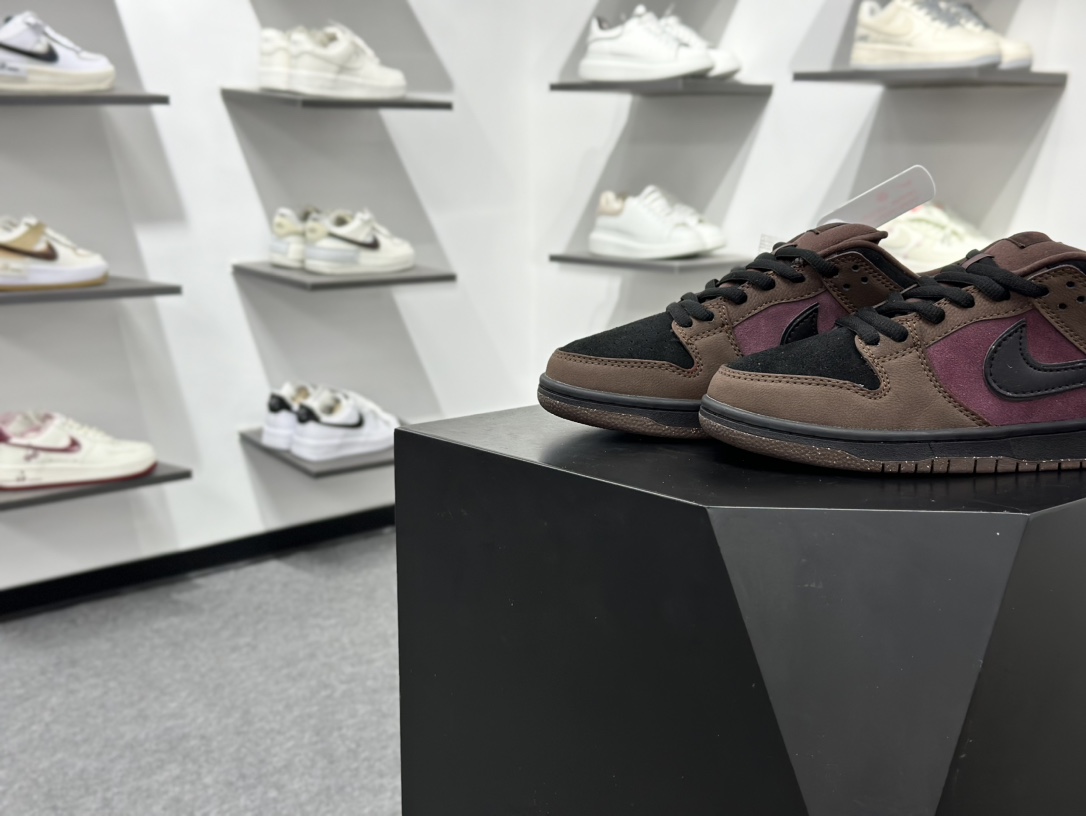 NIKE DUNK SB LOW 定制dunk 定制Dunk SB顾名思义 FN0619-600