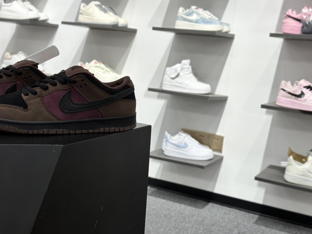 NIKE DUNK SB LOW 定制dunk 定制Dunk SB顾名思义 FN0619-600