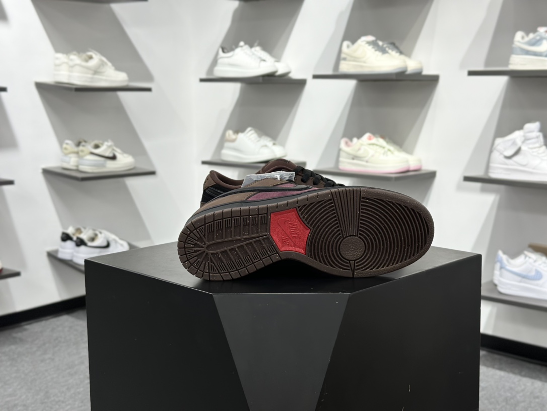 NIKE DUNK SB LOW 定制dunk 定制Dunk SB顾名思义 FN0619-600