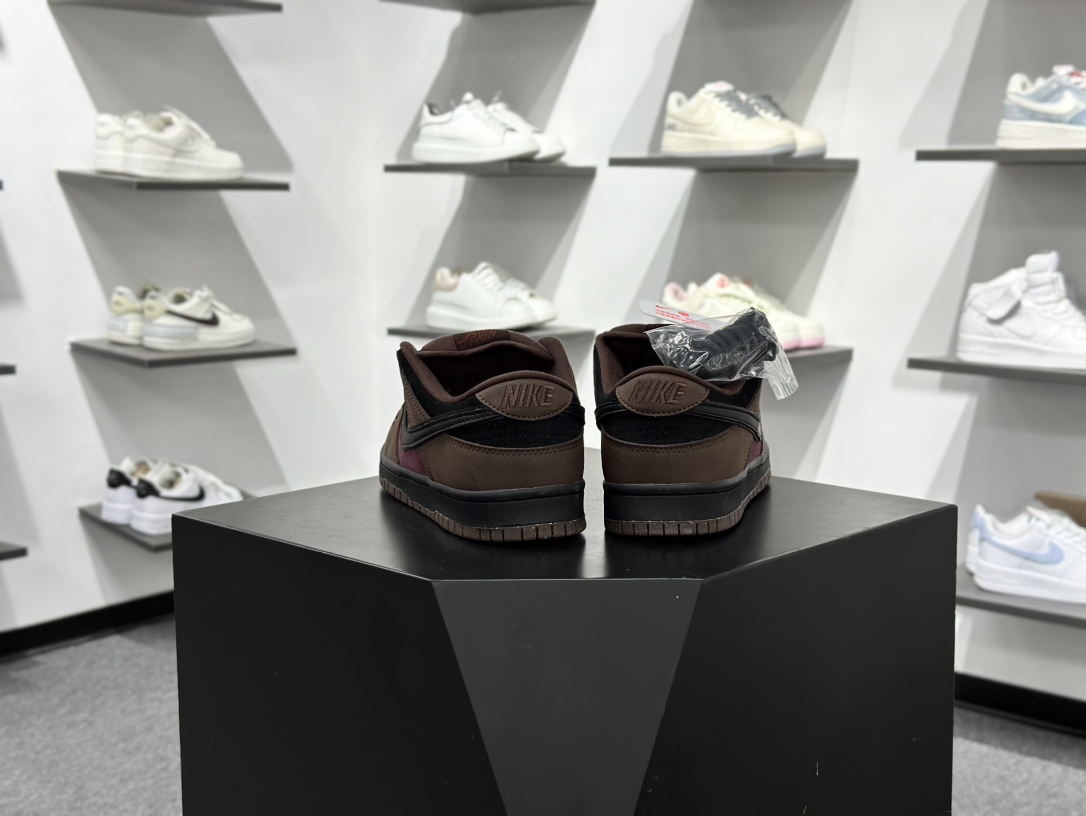 NIKE DUNK SB LOW 定制dunk 定制Dunk SB顾名思义 FN0619-600