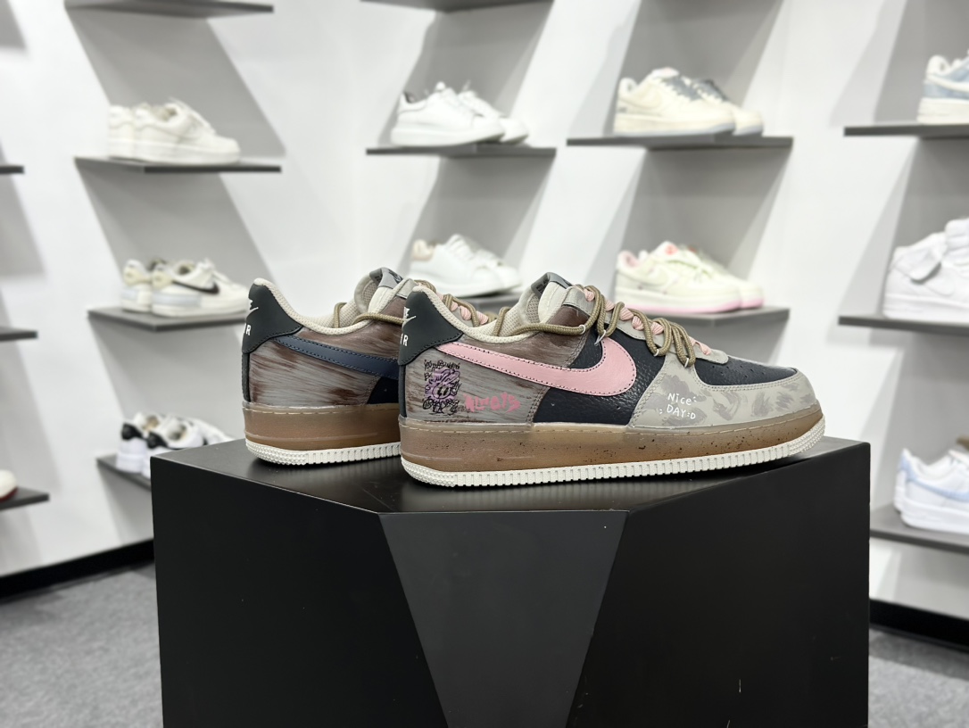Nike Air Force 1 Low 手绘涂鸦 CW1888-680