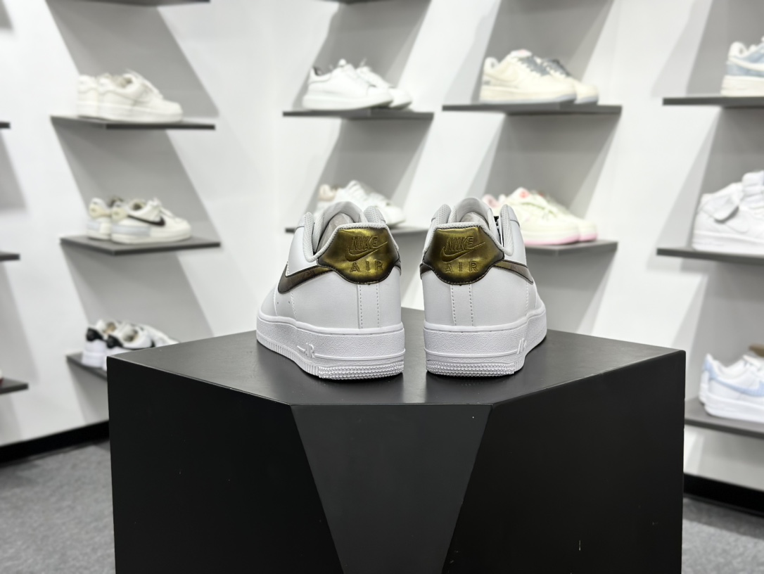 Nike Air Force 1‘07 Low 二次元主题 白金裂纹 空军一号低帮休闲板鞋 ZH0316-147