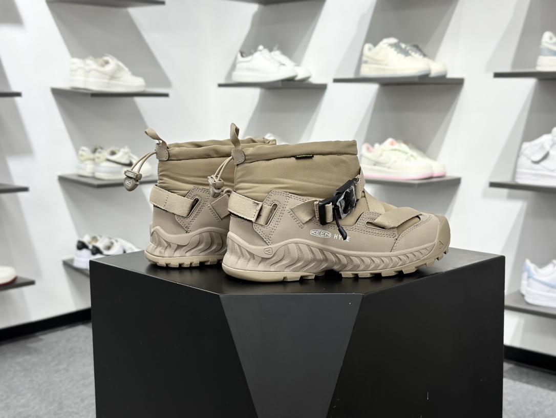 220 KEEN KEEN HOOD NXIS PULL ON WP 舒适耐磨防滑短靴 1027980