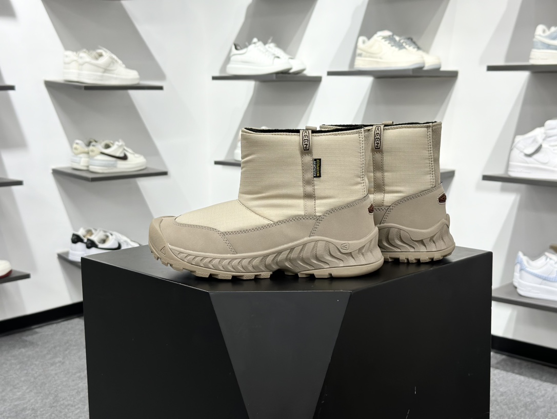 220 KEEN KEEN HOOD NXIS PULL ON WP 舒适耐磨防滑短靴 1029512