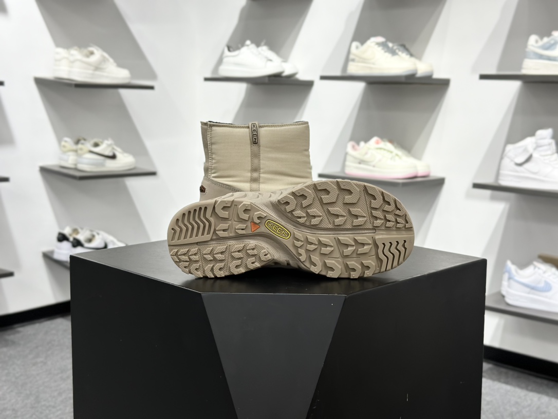 220 KEEN KEEN HOOD NXIS PULL ON WP 舒适耐磨防滑短靴 1029512