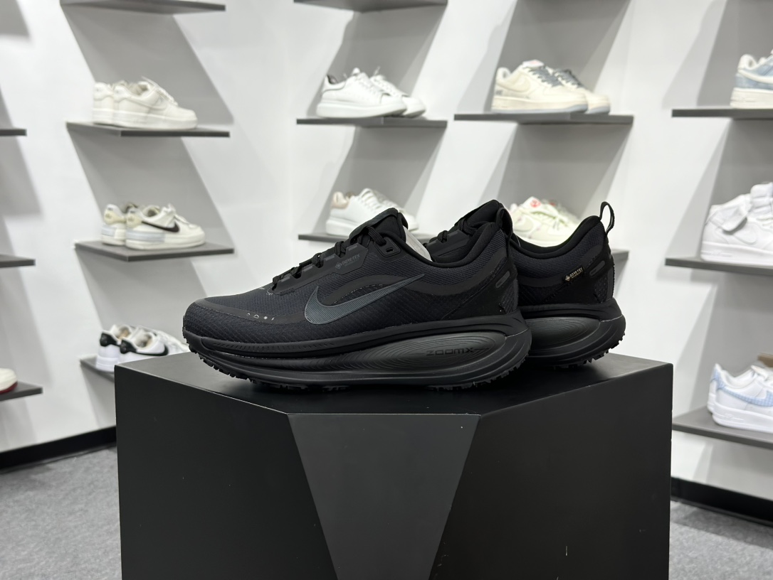 NK Vomero 18 GTX V18 网面透气跑步鞋 高端零售专供品质 正确防水防污鞋面 独家私模 正确组合大底 区别其他一体大底 HQ7001-001