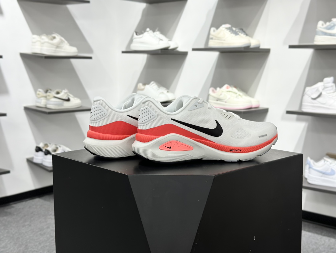 Nike Air Zoom Structure 26 轻量跑鞋 HJ1102-102