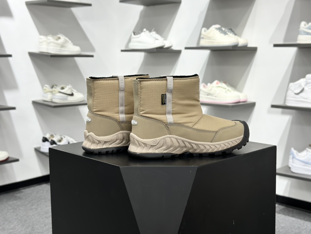 220 KEEN KEEN HOOD NXIS PULL ON WP 舒适耐磨防滑短靴 1028101-Chinese UA Cheap High Quatity Brand Clothes Bags handbags Sneakers wholesale wholesaler seller from China Factory suppliers Fashion Clothing Shoes best Quality Beautiful Price 220 KEEN KEEN HOOD NXIS PULL ON WP 舒适耐磨防滑短靴 1028101