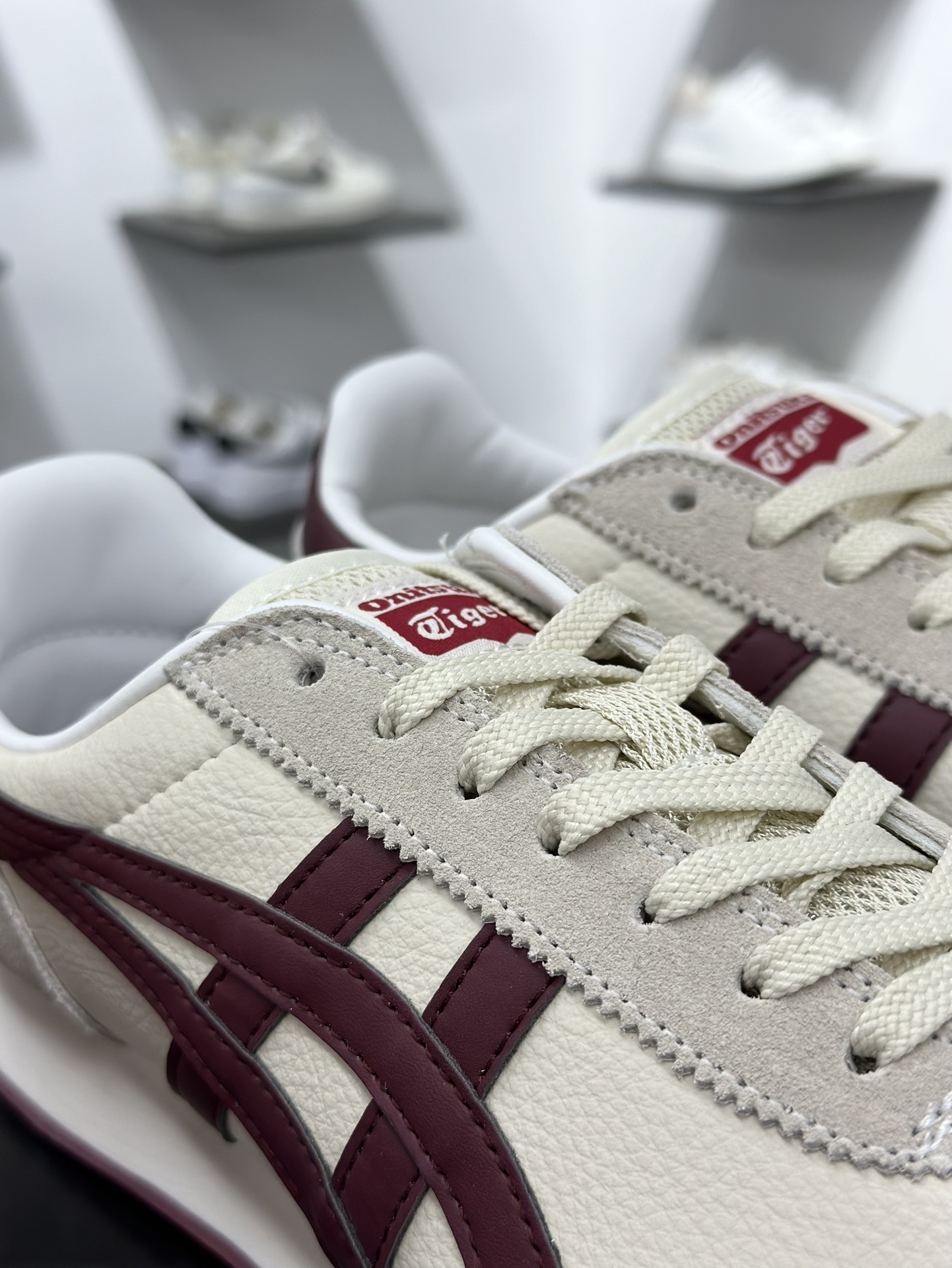 180 鬼冢虎Onitsuka Tiger California 78系列 FS11超舒适缓震复合底 1183C207-101