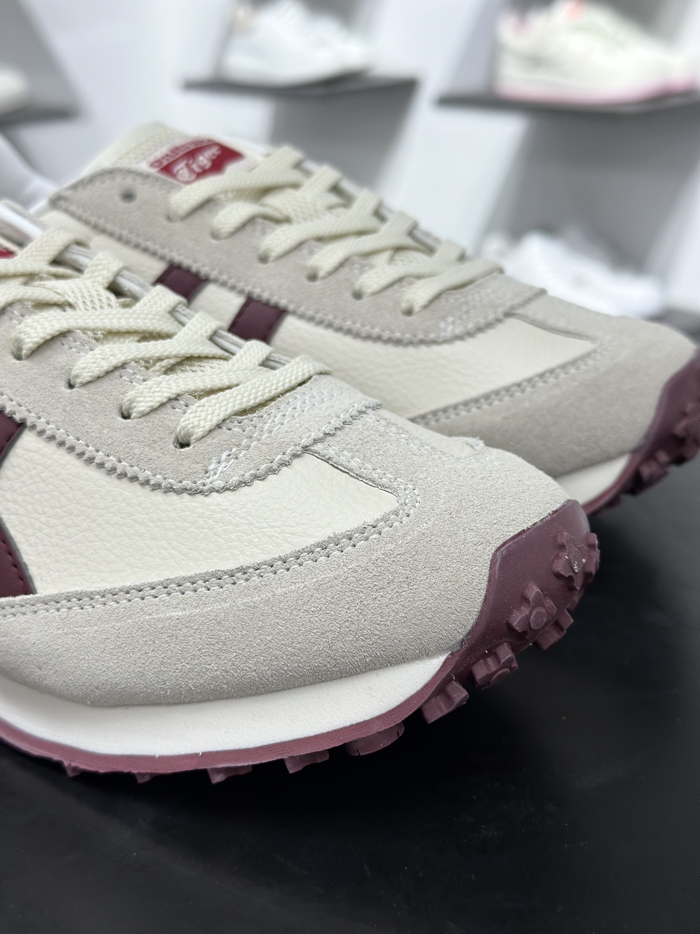 180 鬼冢虎Onitsuka Tiger California 78系列 FS11超舒适缓震复合底 1183C207-101