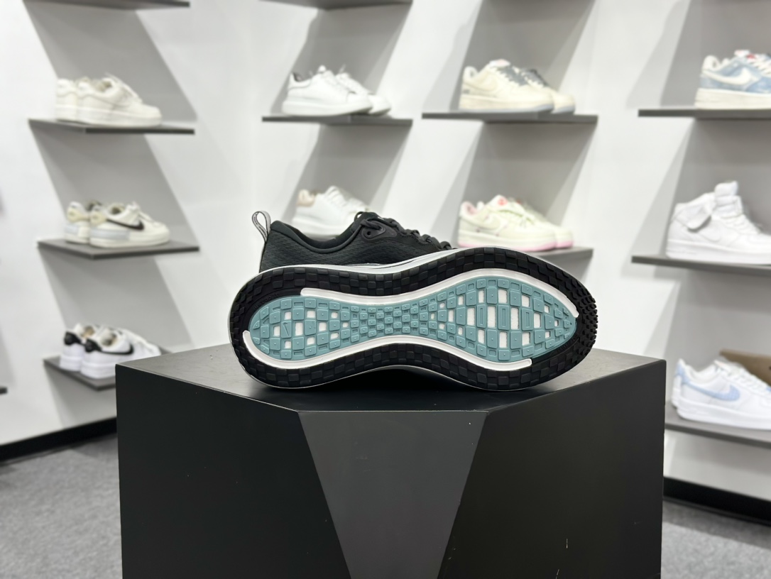 180 Nike Air Zoom Vomero Plus RUN 全新科技提前原鞋开发 运动跑鞋 IM6011-060