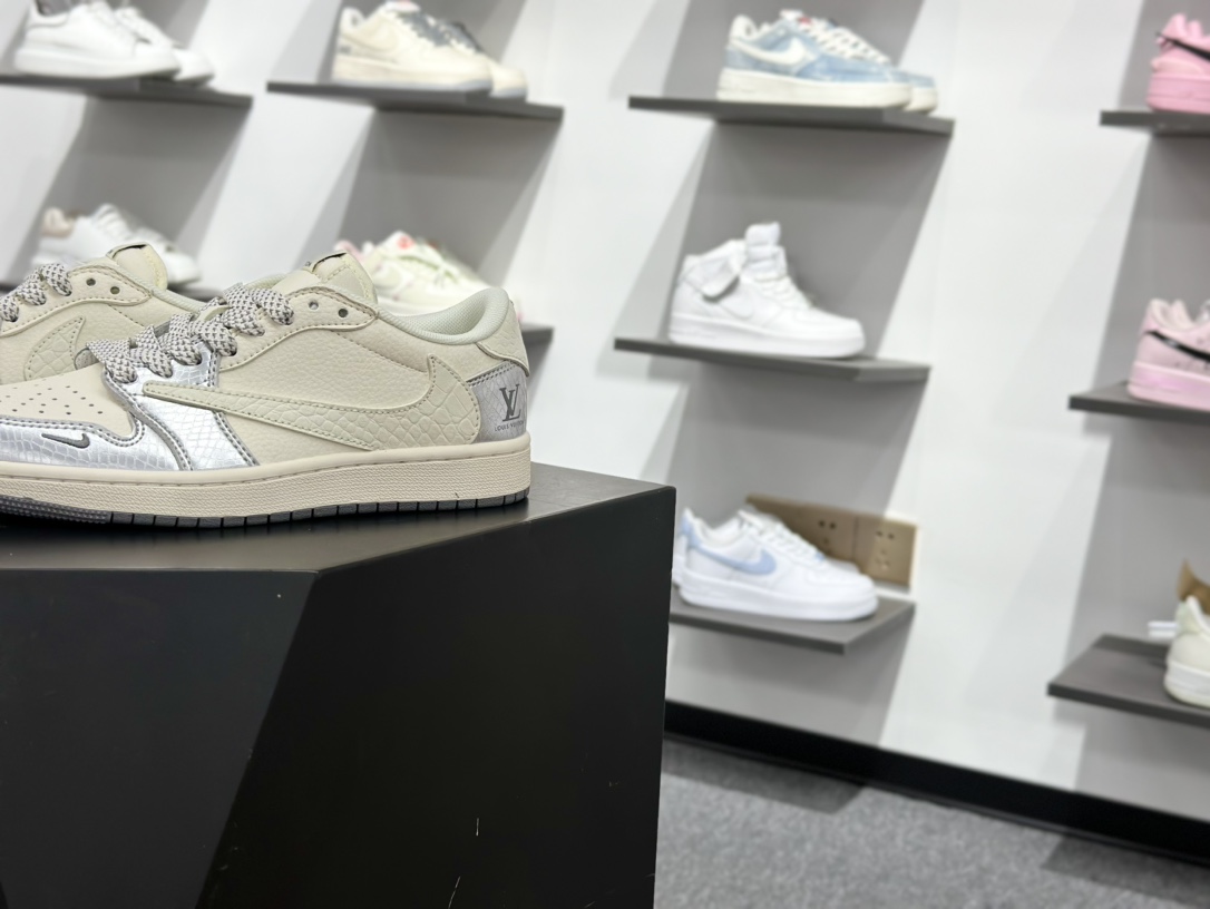 280 Air Jordan 1 Low OG ”高端定制” LV米白黑涂鸦倒钩 XS7089-616