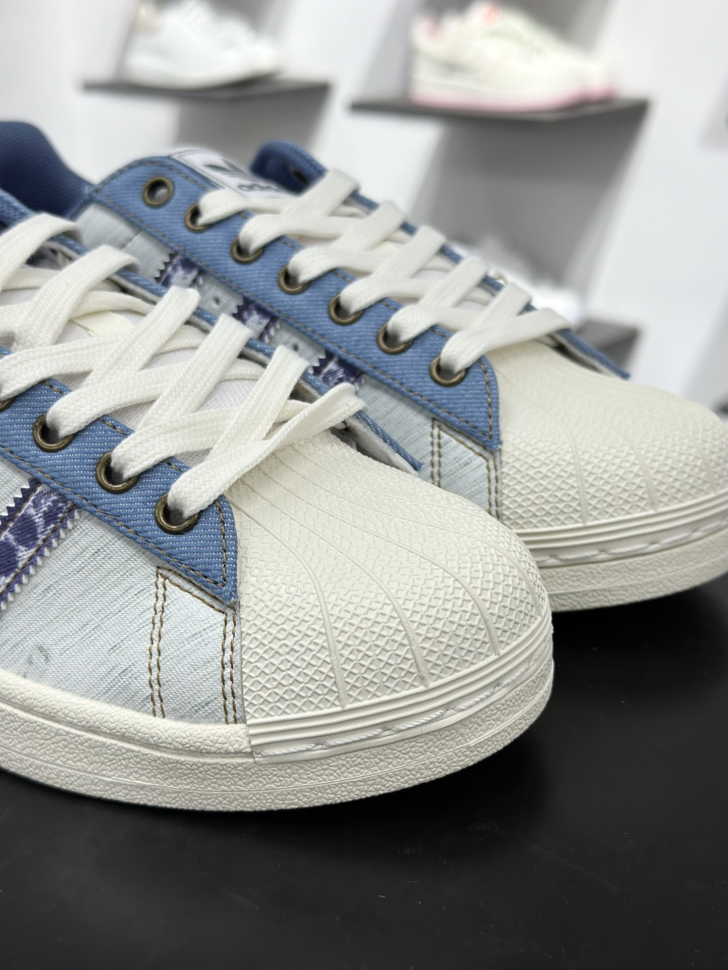 140 Adidas Originals SUPERSTAR II 经典贝壳头 JS2488
